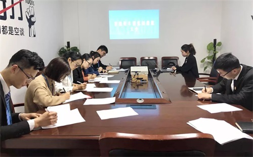 老子有钱lzyq88官网微校(3).JPG